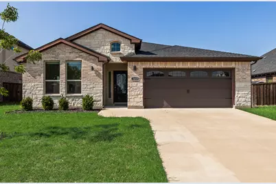 1059 Lake Trail Drive, Little Elm, TX 75068 - Photo 3