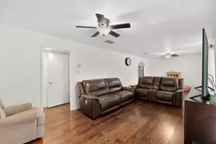 8927 Beckley View Ave, Dallas, TX 75232 - Photo 5