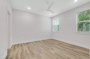 408 Foch St, Fort Worth, TX 76107 - Photo 3