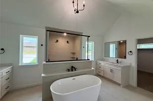 2704 Village Rd, Granbury, TX 76049 - Photo 15