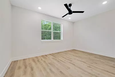408 Foch Street #203, Fort Worth, TX 76107 - Photo 3