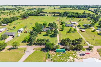 1551 County Road 3327, Greenville, TX 75402 - Photo 19