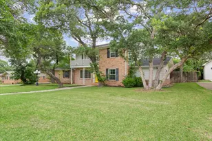425 Whitehall Rd, Woodway, TX 76712 - Photo 3