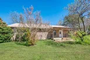 304 Oak Dr, Argyle, TX 76226 - Photo 1