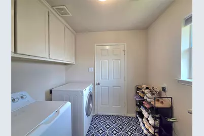 2079 Fair Oaks Circle, Corinth, TX 76210 - Photo 37
