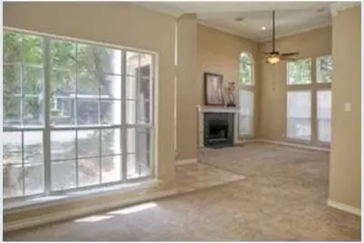 907 Canal, Irving, TX 75063 - Photo 13