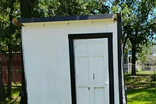763 Frontier St, Bowie, TX 76230 - Photo 27