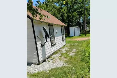 763 Frontier Street, Bowie, TX 76230 - Photo 25
