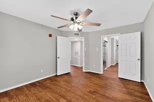 5806 Marvin Loving Dr, Garland, TX 75043 - Photo 23