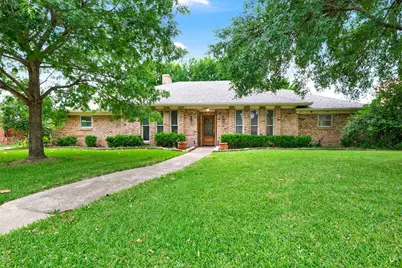 16801 Thomas Chapel Drive, Dallas, TX 75248 - Photo 1