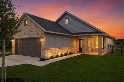 312 3rd Street, Hillsboro, TX 76645 - Photo 1