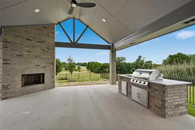 312 3rd Street, Hillsboro, TX 76645 - Photo 17