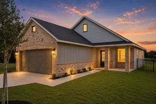 312 Third St, Hillsboro, TX 76645 - Photo 1