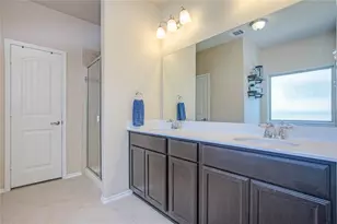 8905 Deadwood Ln, Aubrey, TX 76227 - Photo 17