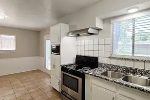 745 W Cedar St, Hurst, TX 76053 - Photo 13