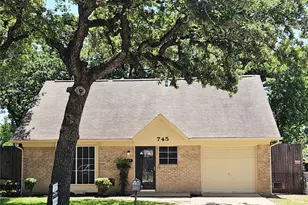 745 W Cedar St, Hurst, TX 76053 - Photo 39