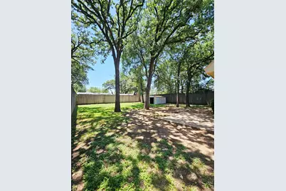 745 W Cedar Street, Hurst, TX 76053 - Photo 29