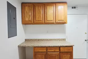 745 W Cedar St, Hurst, TX 76053 - Photo 27