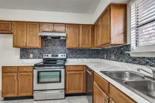2617 Isbella Dr, Grand Prairie, TX 75052 - Photo 15