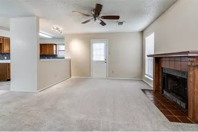 2617 Isbella Drive, Grand Prairie, TX 75052 - Photo 7