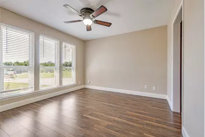 211 Willow Creek Court, Mansfield, TX 76063 - Photo 7