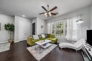 1526 Windermere Wy, Farmers Branch, TX 75234 - Photo 7