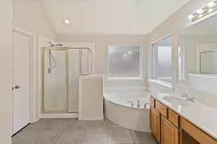 8804 Falcon View Dr, McKinney, TX 75072 - Photo 19