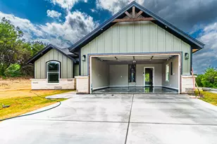 916 Mojave Trail, Granbury, TX 76048 - Photo 1