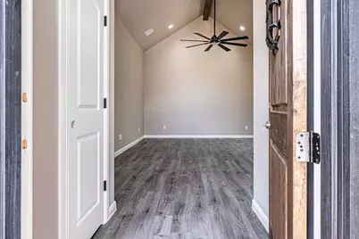 916 Mojave Trail, Granbury, TX 76048 - Photo 3