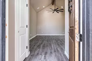 916 Mojave Trail, Granbury, TX 76048 - Photo 3