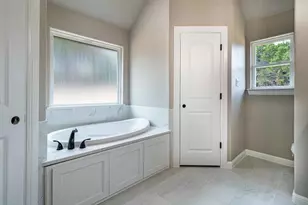 916 Mojave Trail, Granbury, TX 76048 - Photo 23