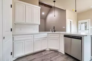 916 Mojave Trail, Granbury, TX 76048 - Photo 13
