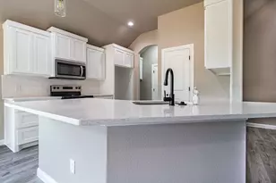 916 Mojave Trail, Granbury, TX 76048 - Photo 15