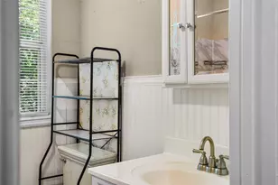 1110 S 24th St, Temple, TX 76501 - Photo 9