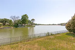 6533 Lake Side Cir, North Richland Hills, TX 76180 - Photo 23