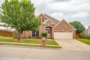1316 Meadowlakes, Azle, TX 76020 - Photo 1