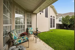 9705 Valley Lake Ct, Irving, TX 75063 - Photo 31