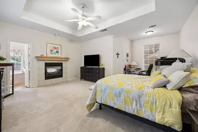 9705 Valley Lake Court, Irving, TX 75063 - Photo 17