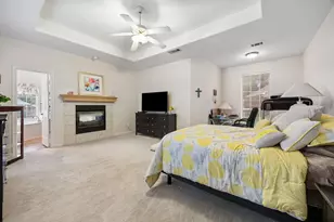 9705 Valley Lake Ct, Irving, TX 75063 - Photo 17
