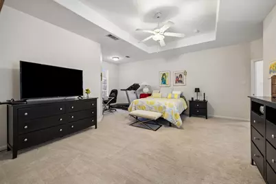 9705 Valley Lake Court, Irving, TX 75063 - Photo 17