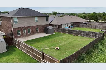 2135 Forest Meadow Drive, Princeton, TX 75407 - Photo 5