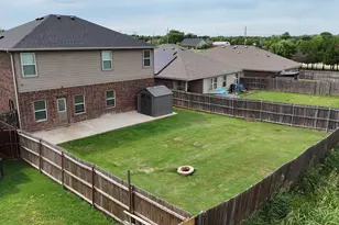 2135 Forest Meadow Dr, Princeton, TX 75407 - Photo 5