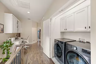 8254 Laflin Ln, Dallas, TX 75231 - Photo 25