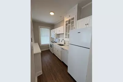 907 N Bishop Avenue #B, Dallas, TX 75208 - Photo 7