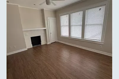 907 N Bishop Avenue #B, Dallas, TX 75208 - Photo 5