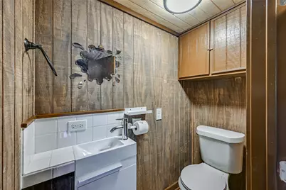 2024 Walker Street, Granbury, TX 76048 - Photo 23