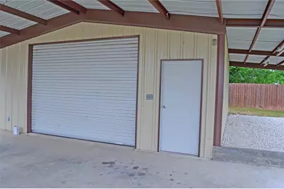 2024 Walker Street, Granbury, TX 76048 - Photo 17