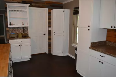 2024 Walker Street, Granbury, TX 76048 - Photo 13