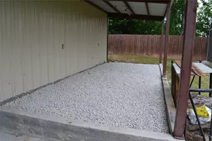 2024 Walker St, Granbury, TX 76048 - Photo 29