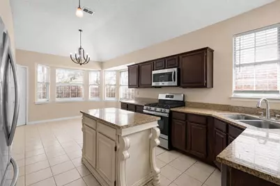 1128 Kensington Drive, DeSoto, TX 75115 - Photo 15